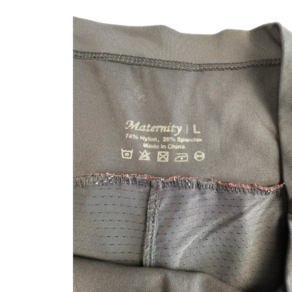 Maternity Athletic Shorts Size L‎ Black Red 2 in 1 Running Workout